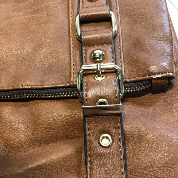 Call it Spring Crossbody Bag - Picture 10 of 16